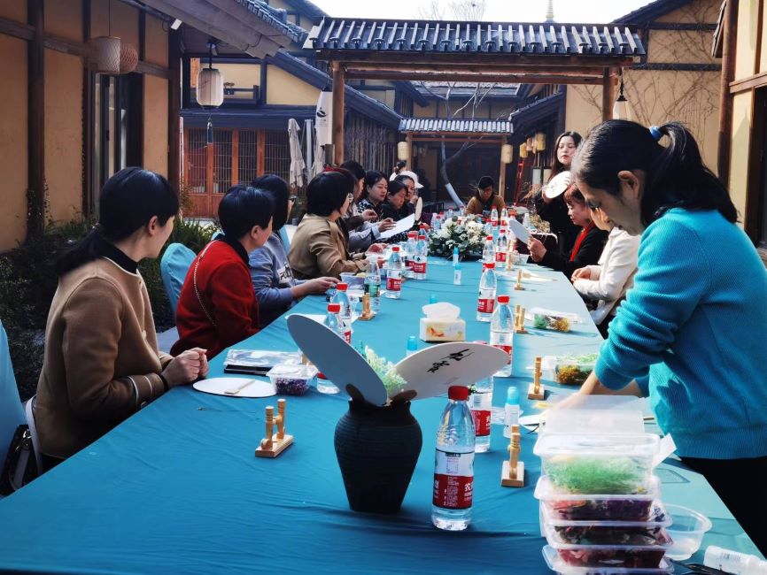 传承传统文化，手作一丝清风 ——省袁管局开展庆祝“三八”国际妇女节活动